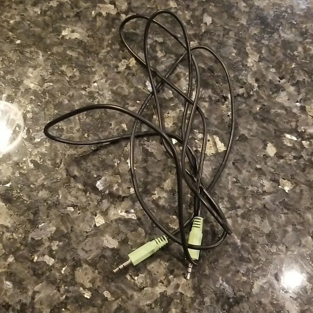 Miscellaneous cables, adapters, technology items